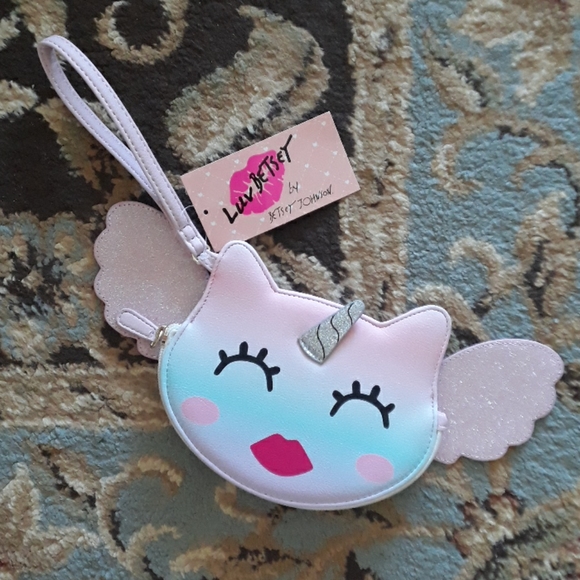 6x*Host Pick* Betsey Johnson cute wristlet - Picture 5 of 8